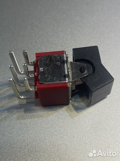 Кнопка реверса Strong 210