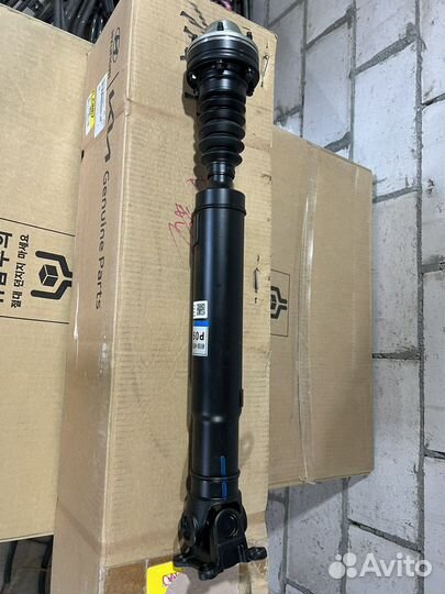 Карданный вал hyundai grand starex 491004H700