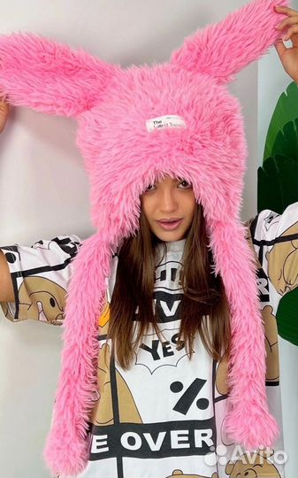 Классная Шапка с зайкиными ушками