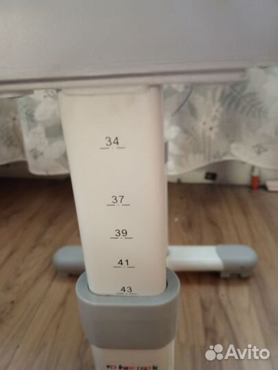 Растущая парта и стул бу