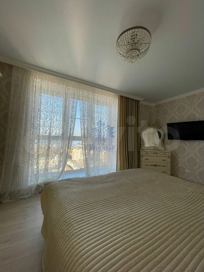 2-к. квартира, 67 м², 12/12 эт.