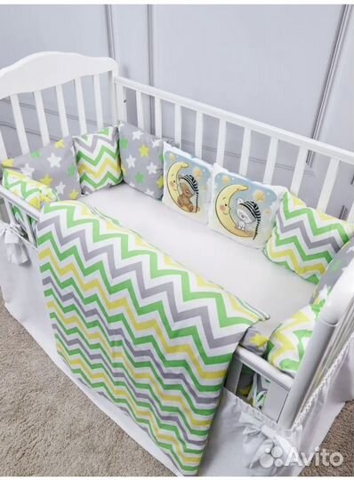 Комплект бортиков с одеялом для кроватки