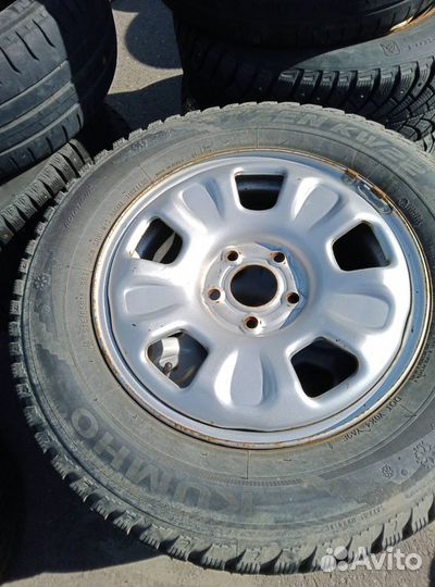 Колесо в сборе Kumho I'zenwis KW22 215/65 R16 98T