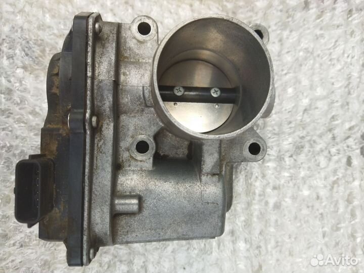 Дроссельная заслонка renault