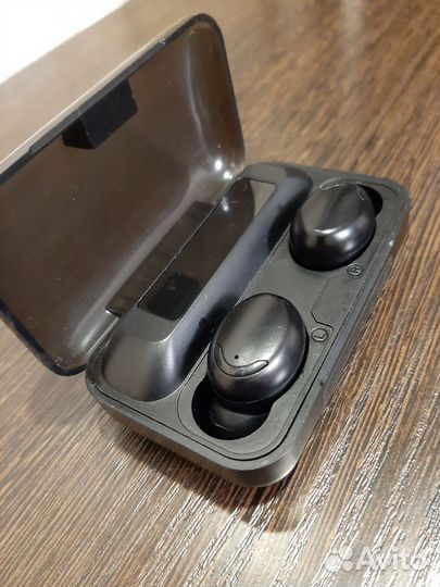 Беспроводные наушники (TWS) новые