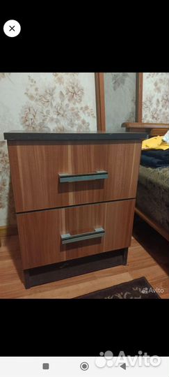 Тумба прикроватная