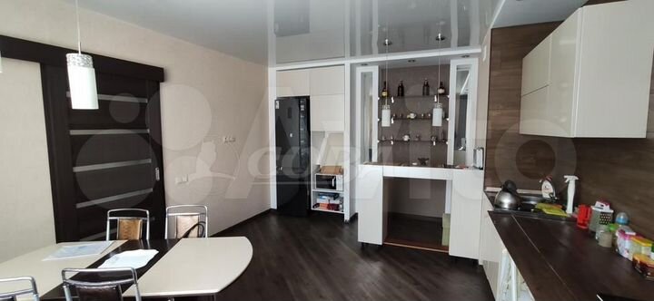 3-к. квартира, 80 м², 6/16 эт.