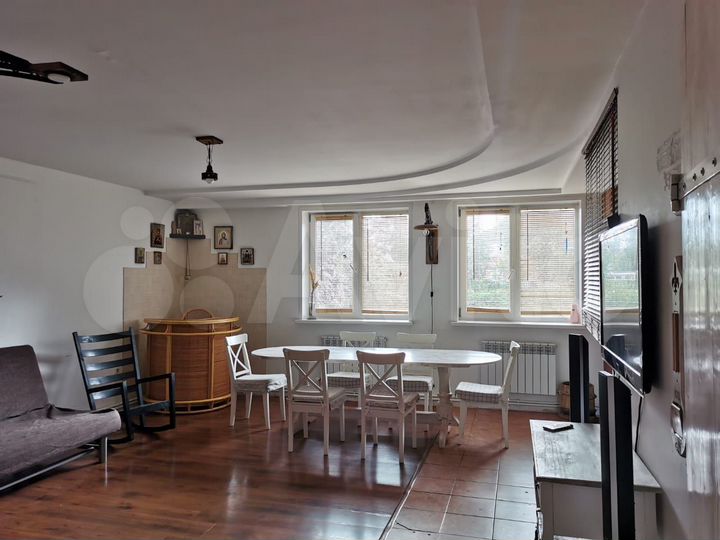 Таунхаус 140 м² на участке 1 сот.