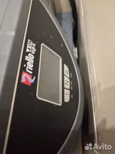 Источник безперибойного питания (Riello )