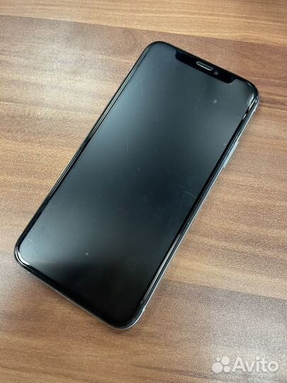 iPhone Xs, 64 ГБ