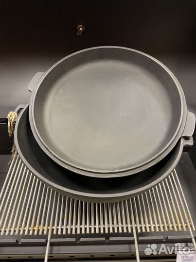 Казан чугунный с крышкой-сковородой 8 литров