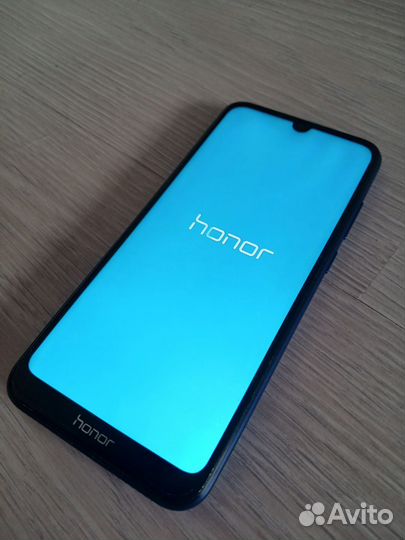 HONOR 8A, 2/32 ГБ