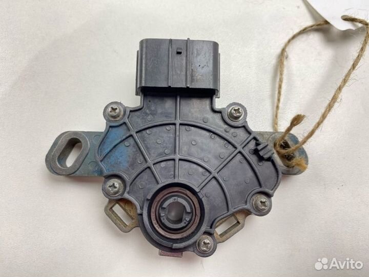 Датчик положения селектора АКПП Honda Fit GD1 L13A