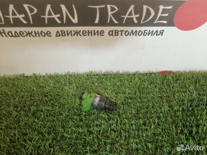 Форсунка топливная Audi C5 AAH