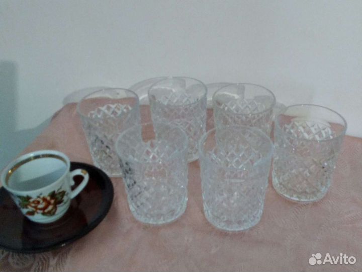 Вазы,бокалы, сервизы, молочники