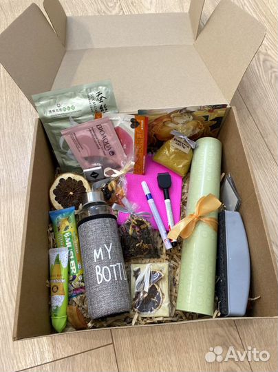 Женские подарочные наборы, боксы