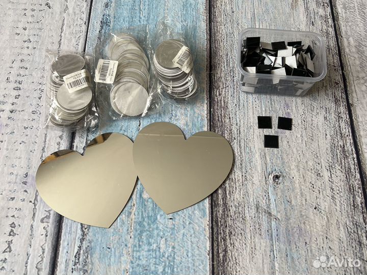 Интерьерные наклейки