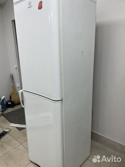 Холодильник