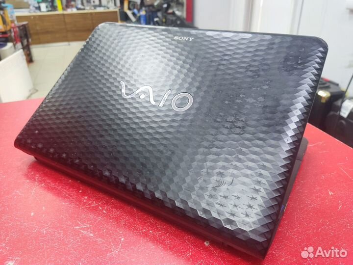 Ноутбук Sony Vaio Pcg-61b11v