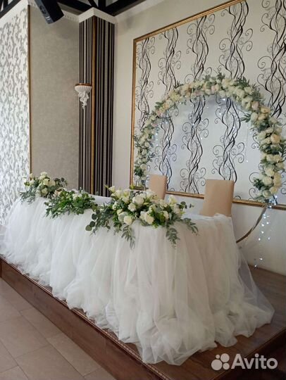 Свадебный декор в аренду, цветы на стол