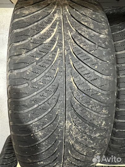 Goodyear Vector 4Seasons 255/55 R19 107V