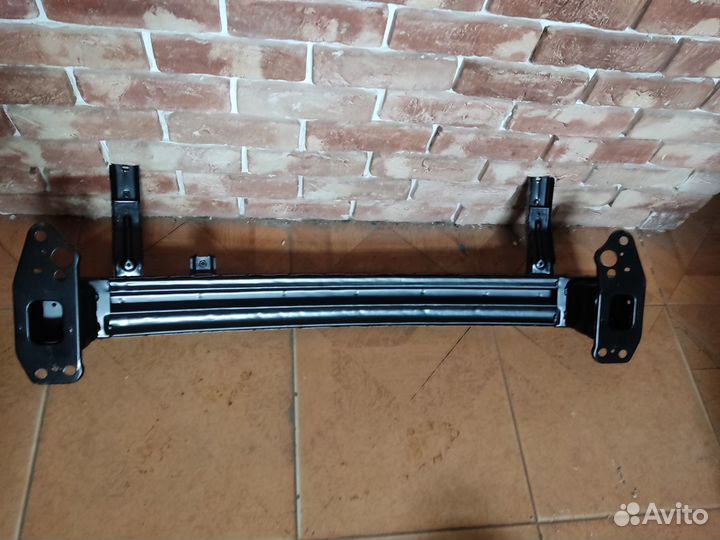 Усилитель переднего бампера Hyundai Solaris 2 2017