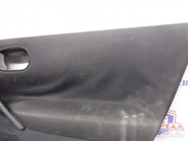 Обшивка двери передняя правая Renault Megane K4M