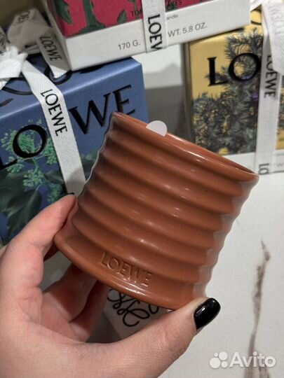 Loewe свеча в подарочной упаковке с пакетом