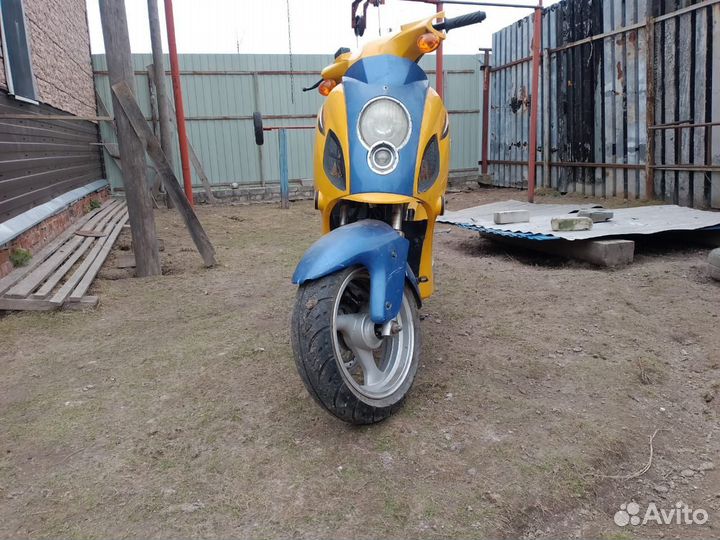 Скутер на разбор