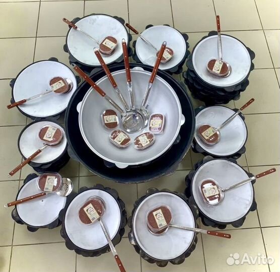 Казан чугунный узбекский с шумовкой