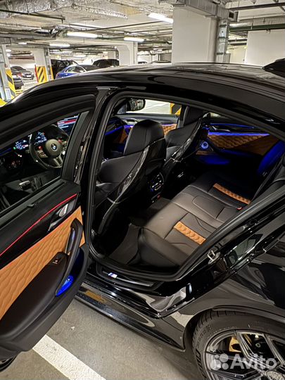 BMW M5 4.4 AT, 2022, 16 000 км