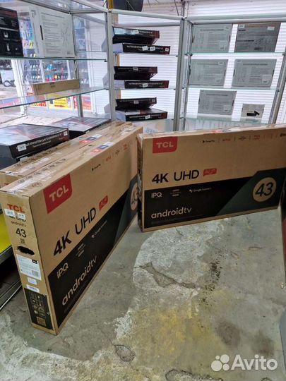 Телевизор TCL 43