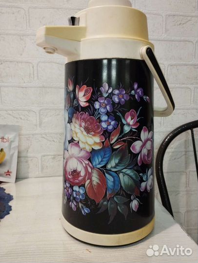 Термос с помпой