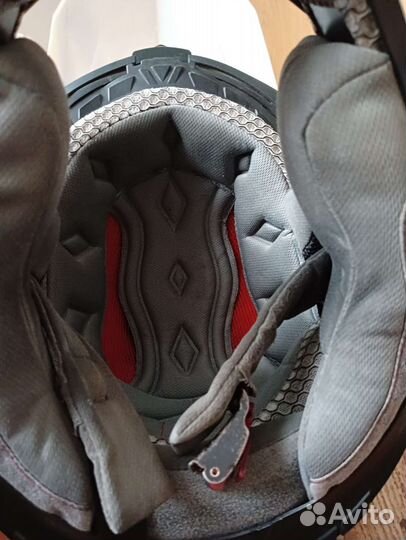 Перчатки и шлем