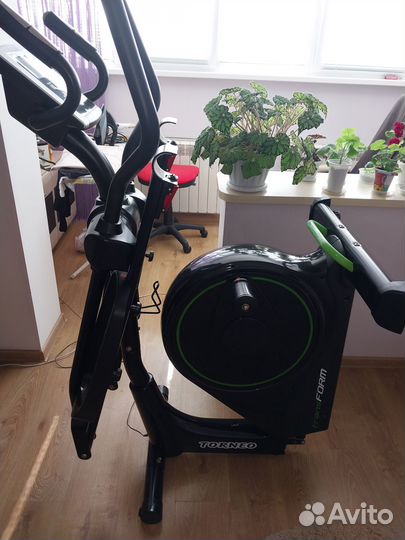 Эллиптический тренажер torneo С-530 transform