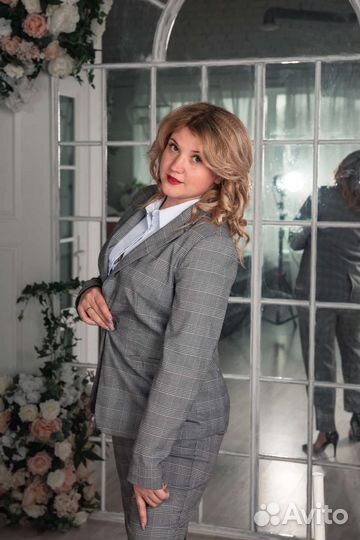 Ведущая и Dj