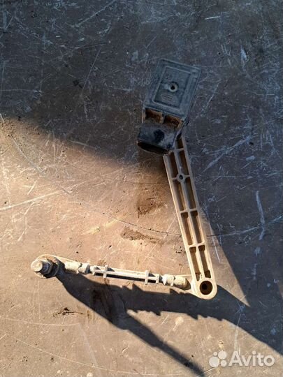 Датчик высоты задний Range Rover Vogue