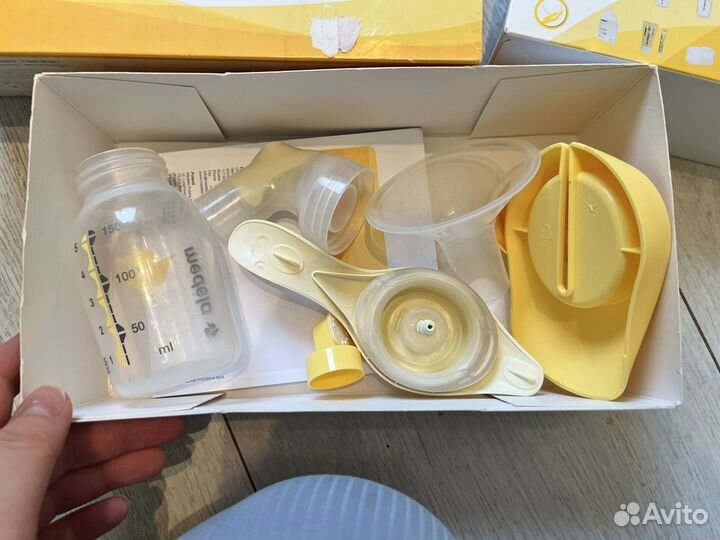 Молокоотсос medela ручной