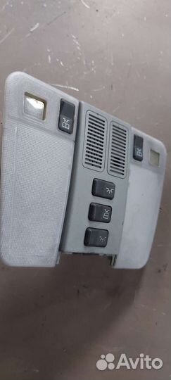 Плафон освещения салона на Mercedes W140