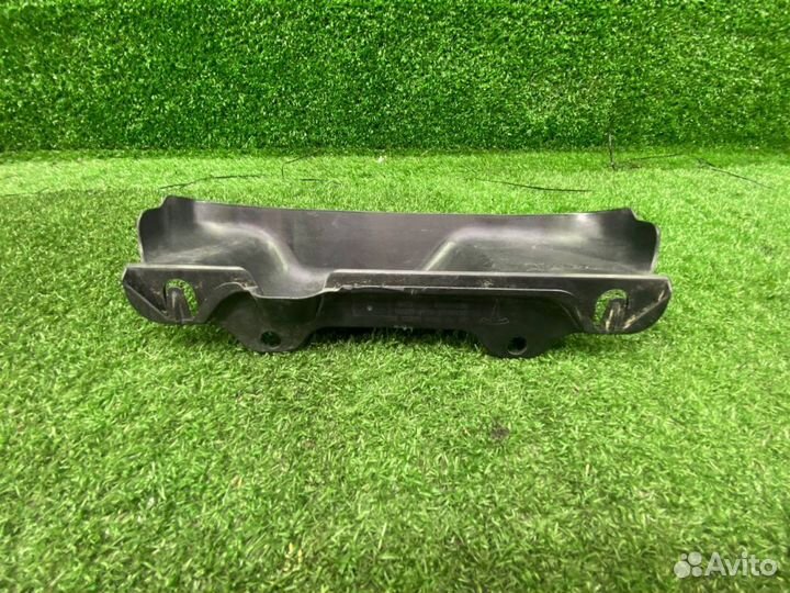 Крышка замка задней двери Tesla Model X 6311