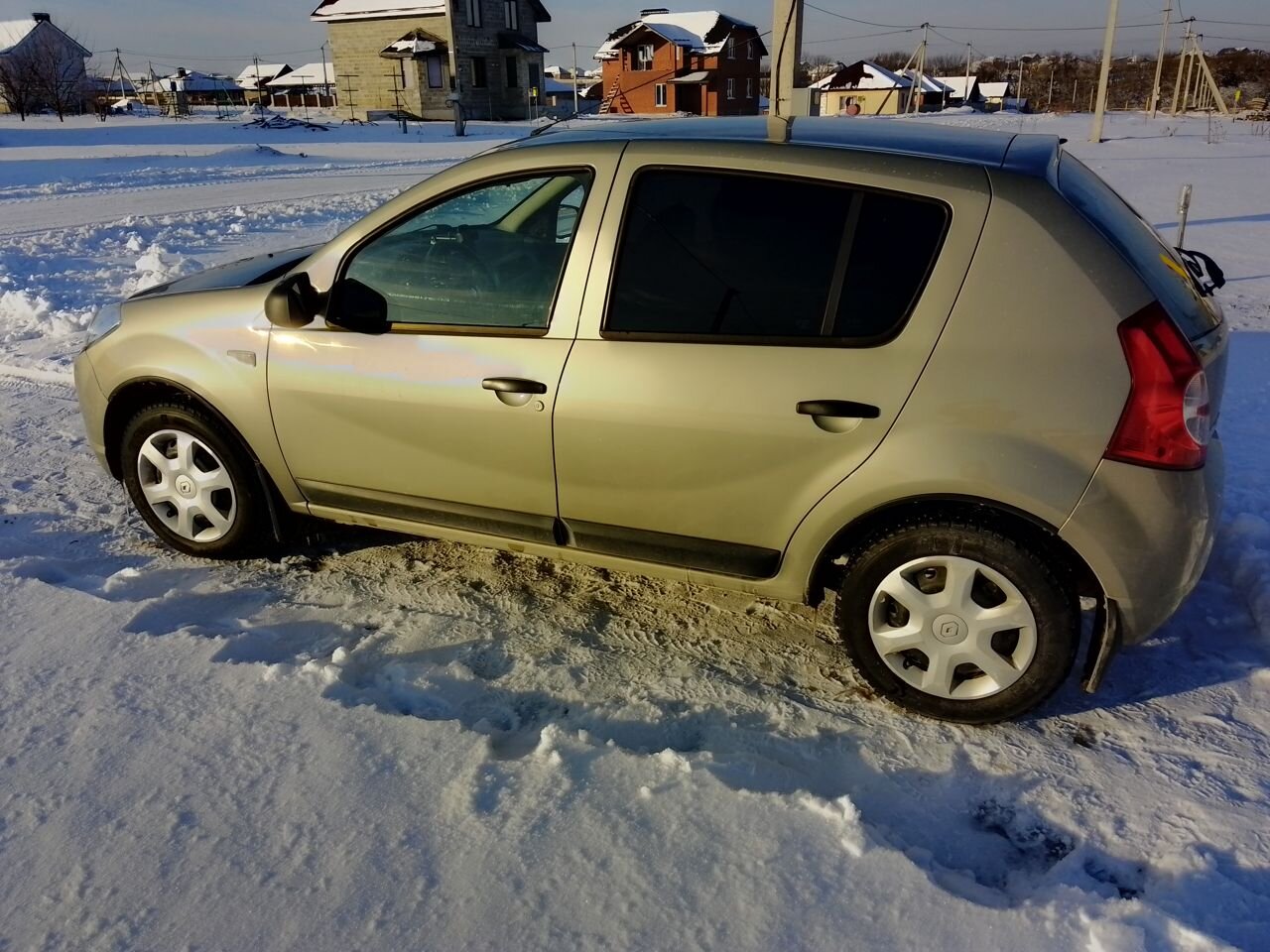 Renault Sandero: фото владельца