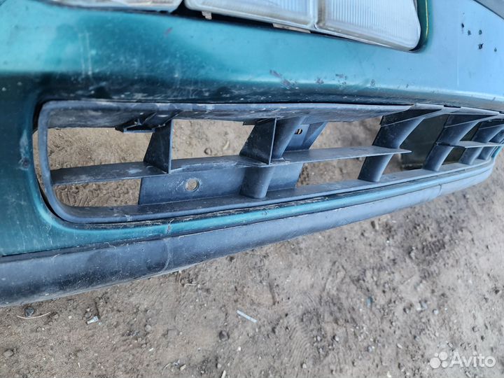 Бампер передний Фольксваген пассат б4