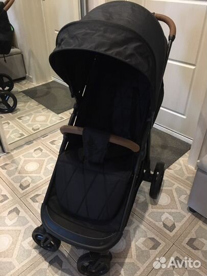 Коляска всесезонная Happy Baby Ultima V2 X4