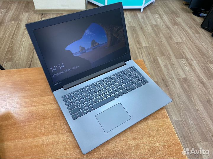 Мощный современный ноутбук Ryzen 5/8G/SSD/Гарантия