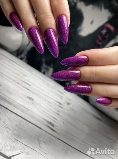 Маникюр и педикюр