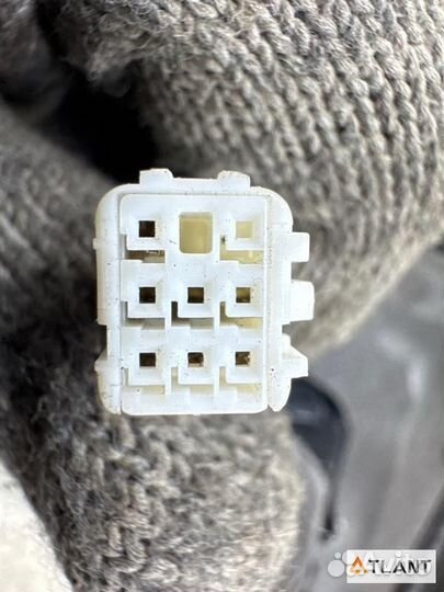 Зеркало переднее левое mazda axela