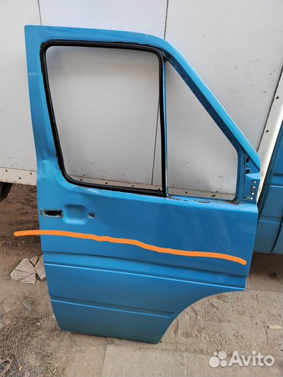Дверь volkswagen LT35