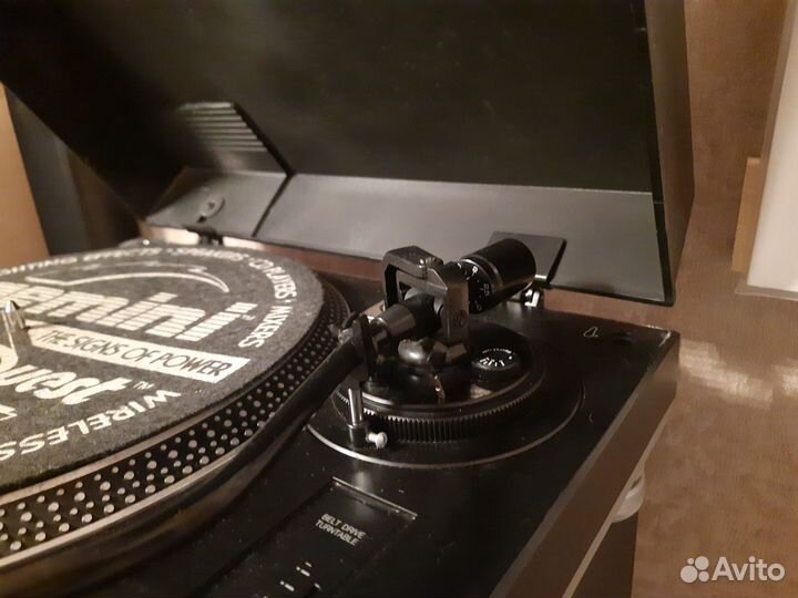 Проигрыватель винила Gemini