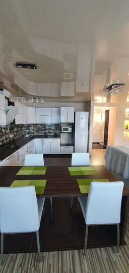 2-к. квартира, 70 м², 8/14 эт.