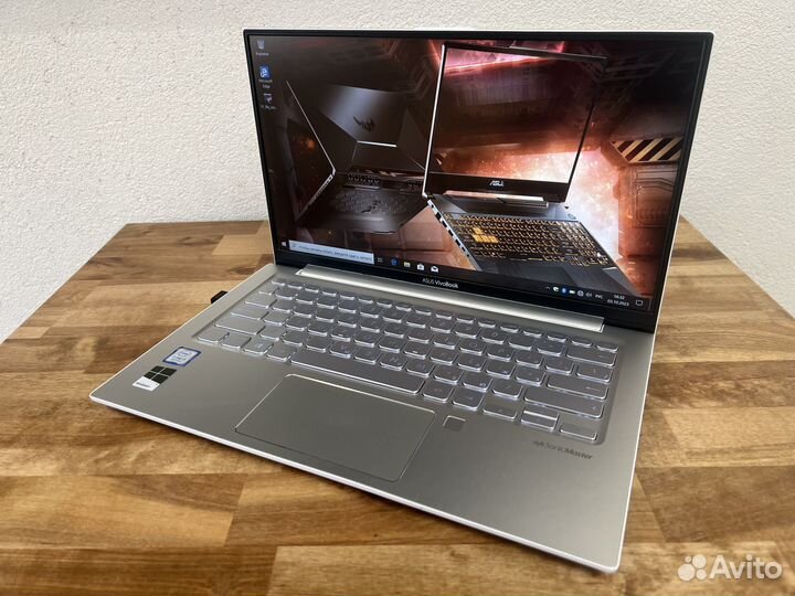 Супер ультрабук IPS FHD Core i3-8145 8Gb SSD 256Gb